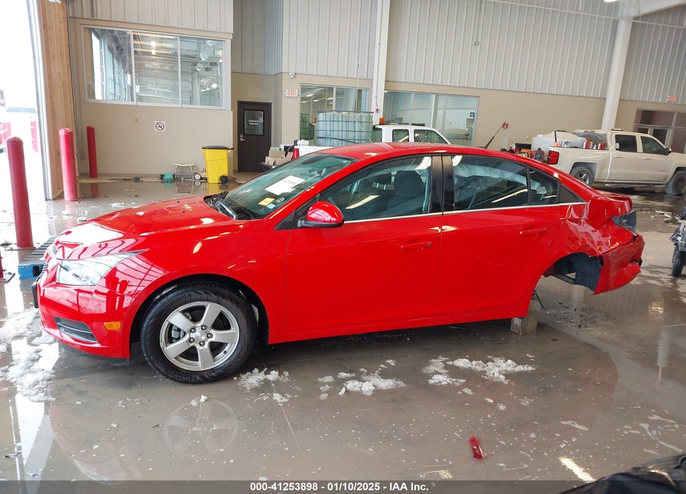 2014 CHEVROLET CRUZE 1LT AUTO VIN: 1G1PC5SB1E7136808