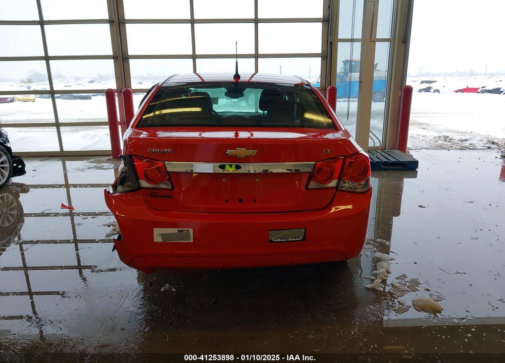2014 CHEVROLET CRUZE 1LT AUTO VIN: 1G1PC5SB1E7136808