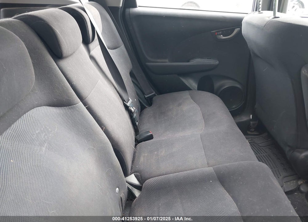 2010 HONDA FIT SPORT VIN: JHMGE8G44AS010316