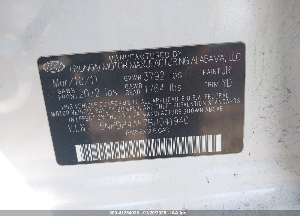 2011 HYUNDAI ELANTRA GLS VIN: 5NPDH4AE7BH041940