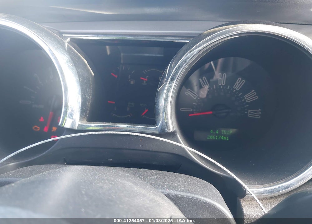 2005 FORD MUSTANG V6 DELUXE/V6 PREMIUM VIN: 1ZVFT80N255114665