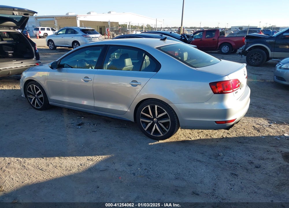 2014 VOLKSWAGEN JETTA GLI AUTOBAHN W/NAV VIN: 3VW5T7AJ4EM397419