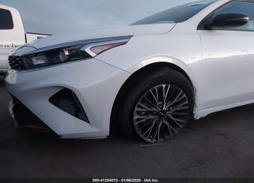 2024 KIA FORTE GT LINE VIN: 3KPF54ADXRE701136