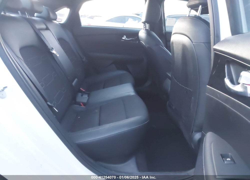 2024 KIA FORTE GT LINE VIN: 3KPF54ADXRE701136