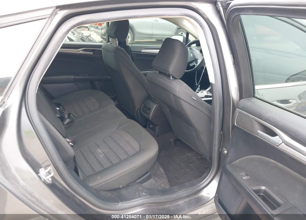 2020 FORD FUSION VIN: 3FA6P0HD0LR254945