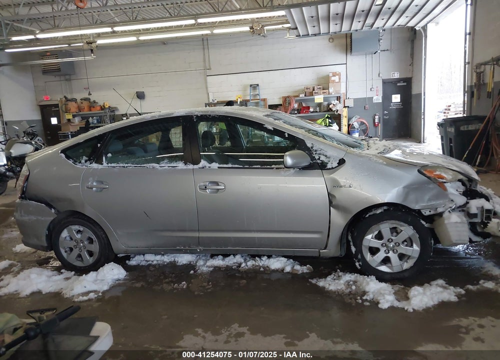 2007 TOYOTA PRIUS VIN: JTDKB20UX73276390