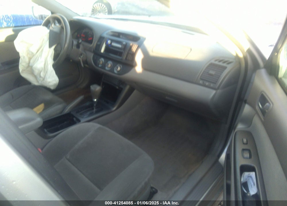 2005 TOYOTA CAMRY LE VIN: 4T1BE32K05U435073