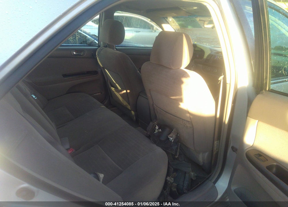 2005 TOYOTA CAMRY LE VIN: 4T1BE32K05U435073