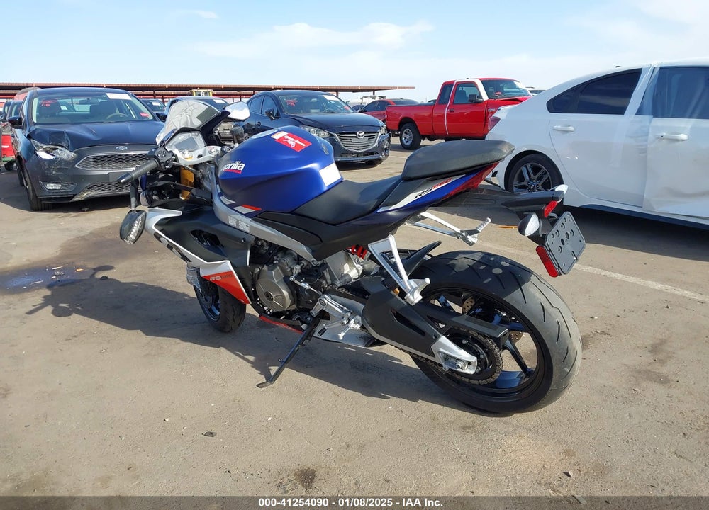 2024 APRILIA RS 660 VIN: ZD4KSUG01RS002328