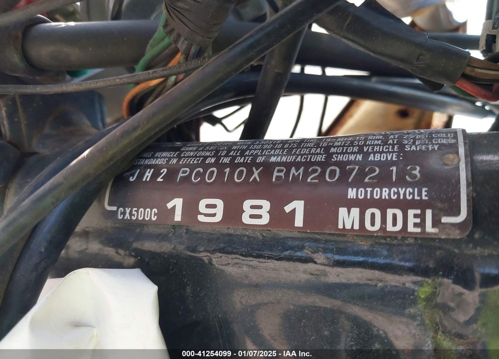 1981 HONDA CX500 C VIN: JH2PC010XBM207213