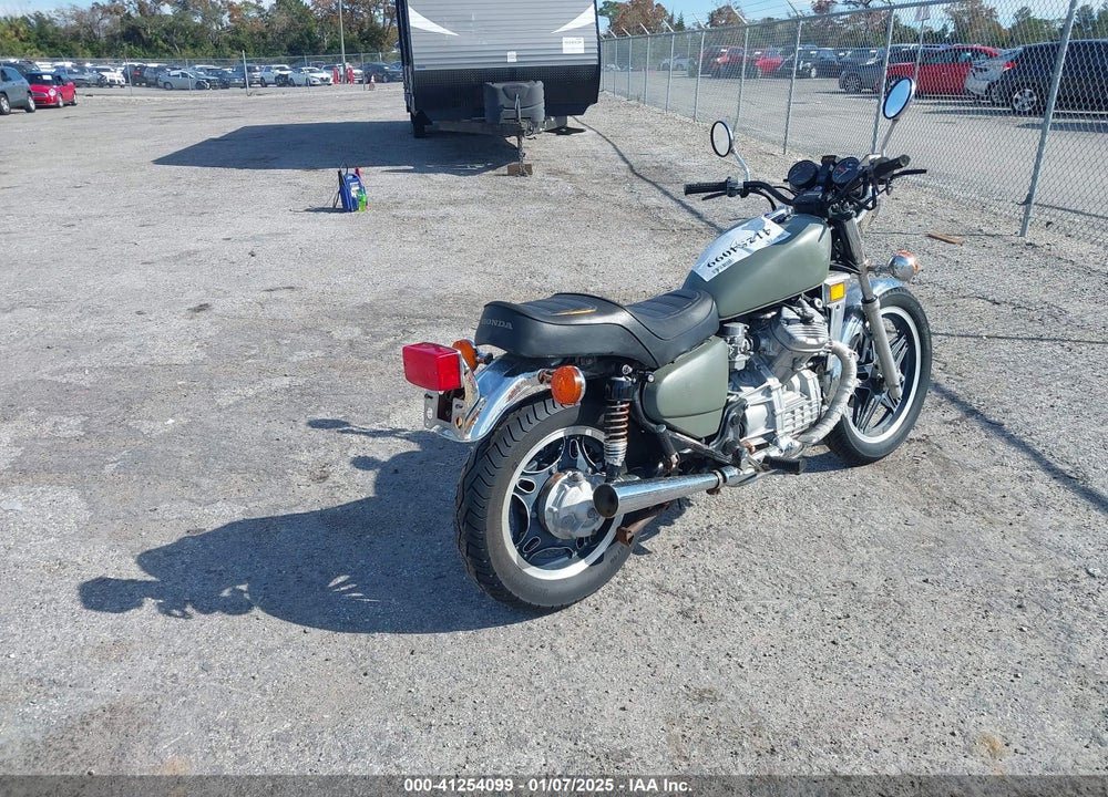 1981 HONDA CX500 C VIN: JH2PC010XBM207213