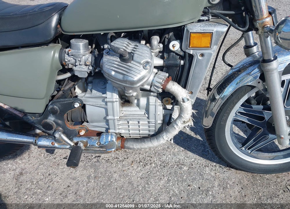 1981 HONDA CX500 C VIN: JH2PC010XBM207213
