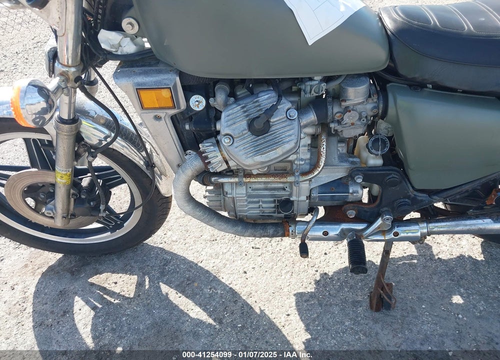 1981 HONDA CX500 C VIN: JH2PC010XBM207213