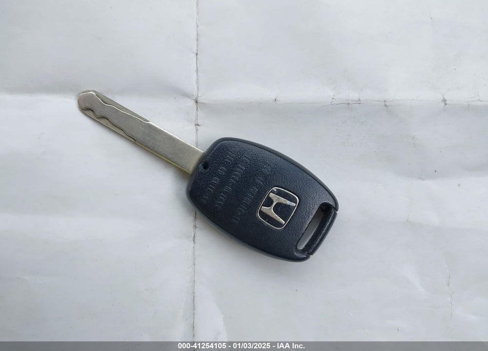 2013 HONDA FIT VIN: JHMGE8H35DC071145