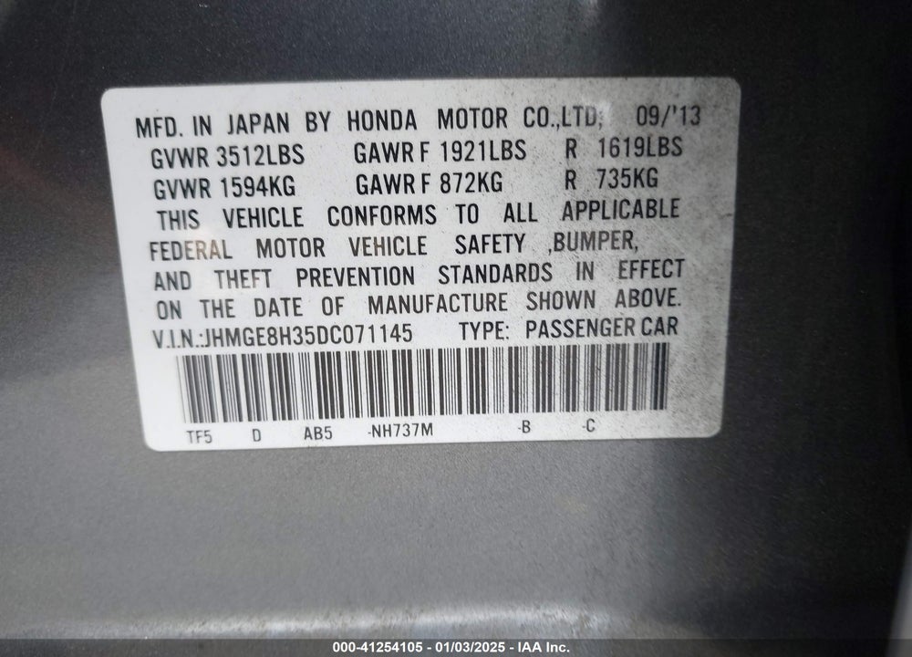 2013 HONDA FIT VIN: JHMGE8H35DC071145