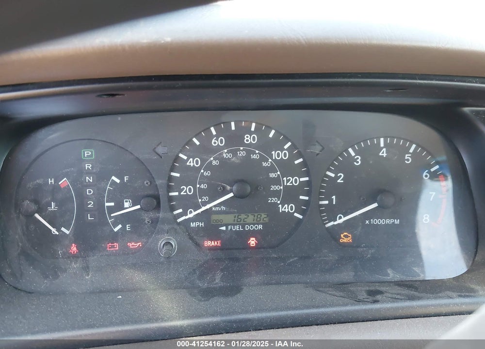 2001 TOYOTA CAMRY LE VIN: JT2BG22K210553631