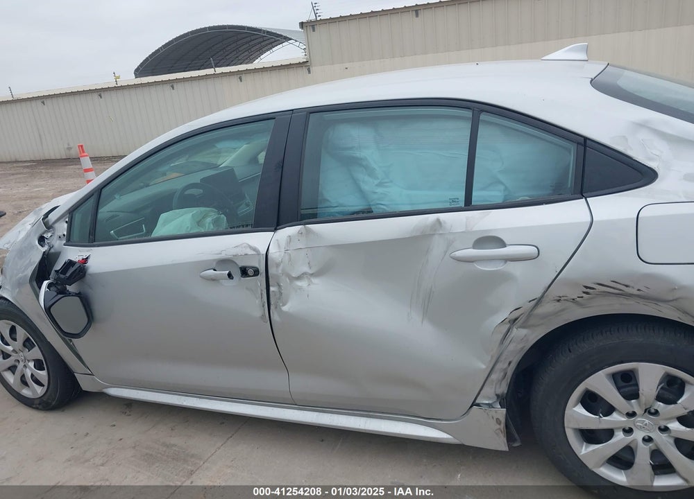 2024 TOYOTA COROLLA LE VIN: 5YFB4MDE7RP167548
