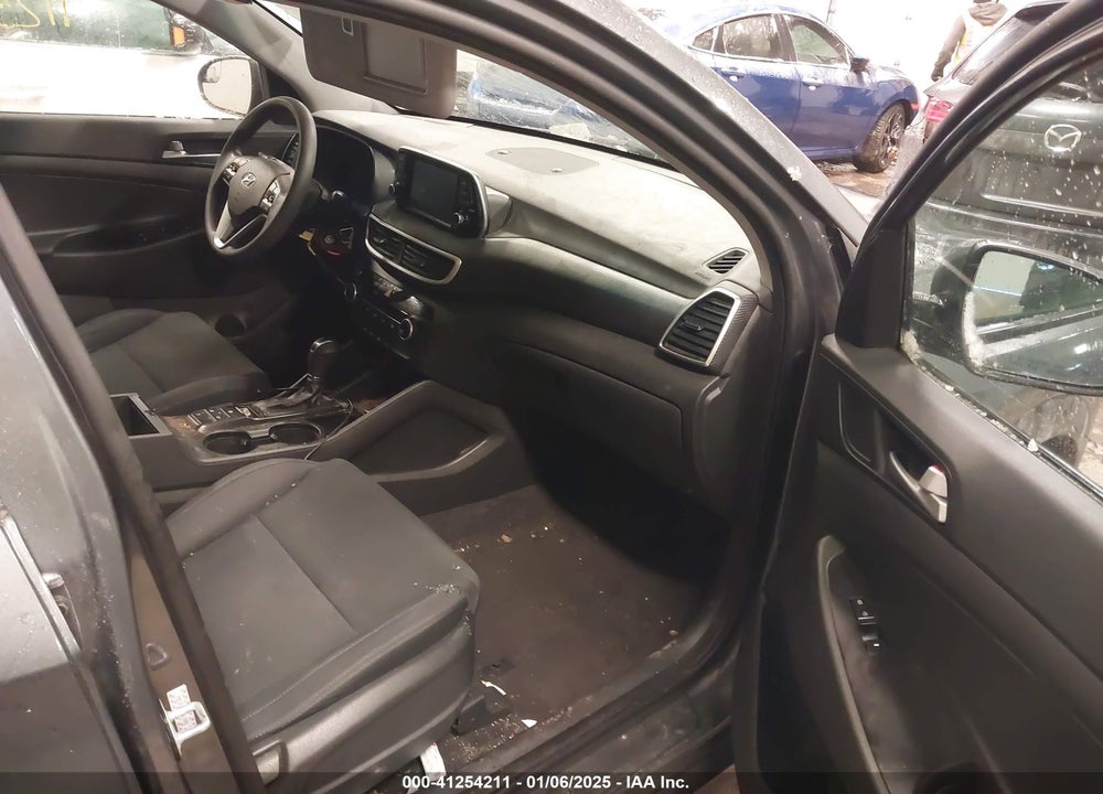 2019 HYUNDAI TUCSON SE VIN: KM8J2CA45KU914995