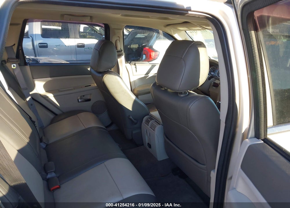 2008 JEEP GRAND CHEROKEE LIMITED VIN: 1J8HR58NX8C161772