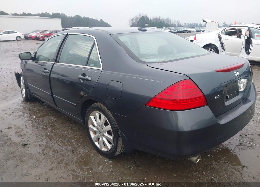 2007 HONDA ACCORD 3.0 EX VIN: 1HGCM66527A011403