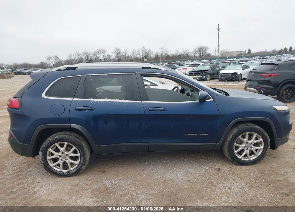2018 JEEP CHEROKEE VIN: 1C4PJLCB2JD573518