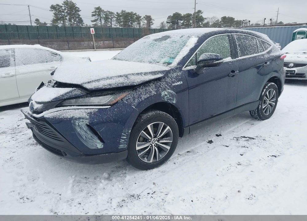 2021 TOYOTA VENZA LE VIN: JTEAAAAH9MJ040830