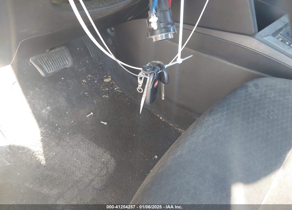 2019 HYUNDAI ELANTRA SE VIN: KMHD74LF8KU777540