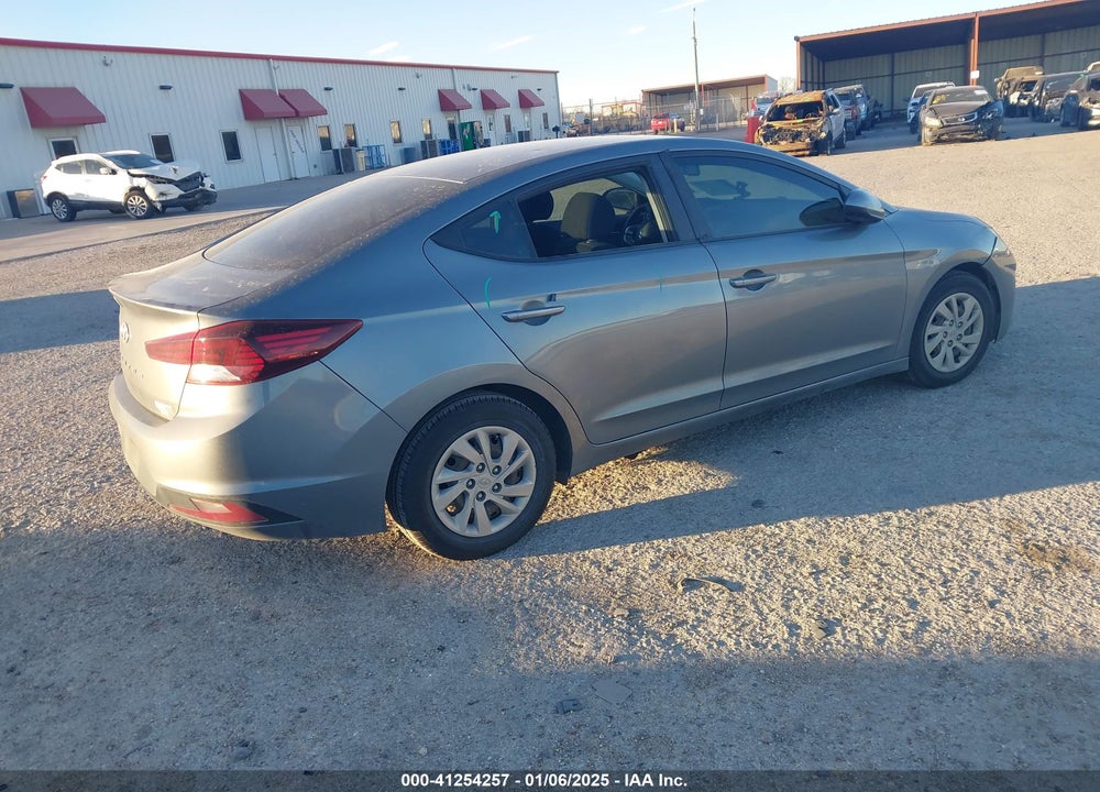 2019 HYUNDAI ELANTRA SE VIN: KMHD74LF8KU777540