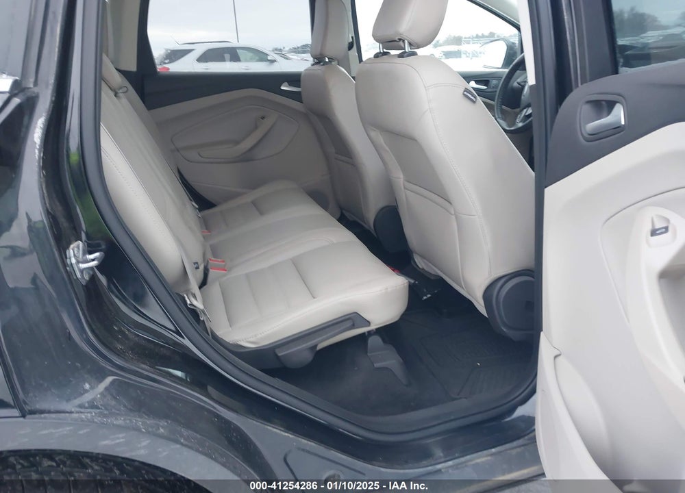 2018 FORD ESCAPE VIN: 1FMCU9HDXJUA04351