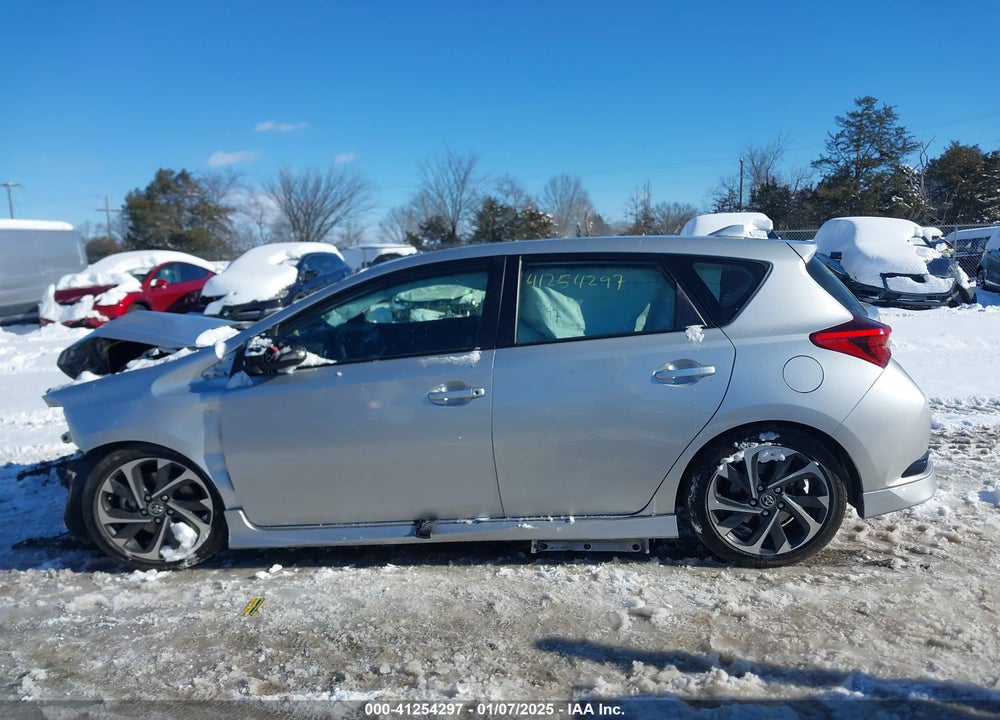 2018 TOYOTA COROLLA IM VIN: JTNKARJE7JJ555183