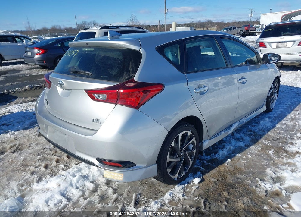 2018 TOYOTA COROLLA IM VIN: JTNKARJE7JJ555183