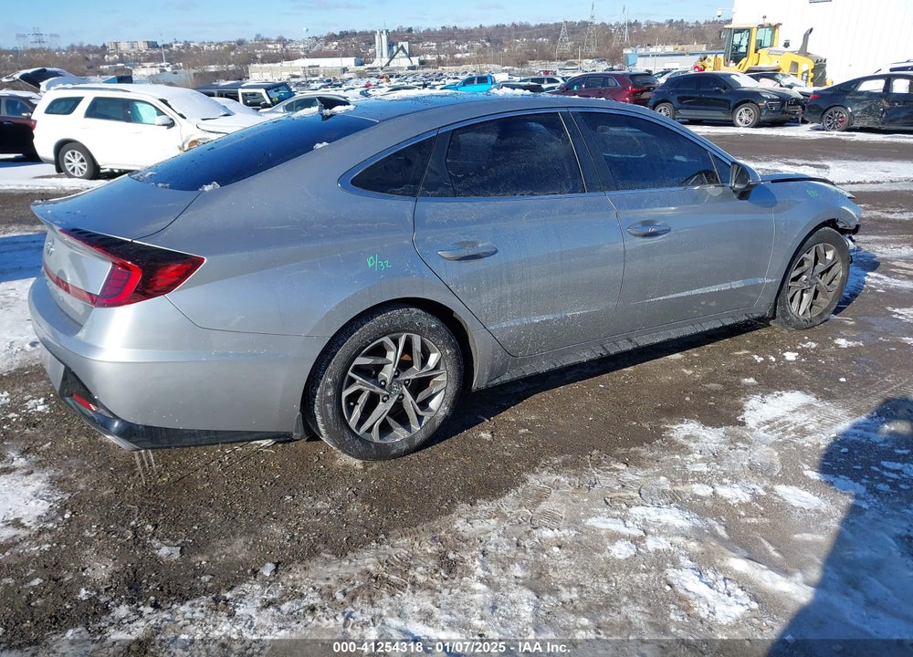 2020 HYUNDAI SONATA VIN: 5NPEF4JA8LH062191