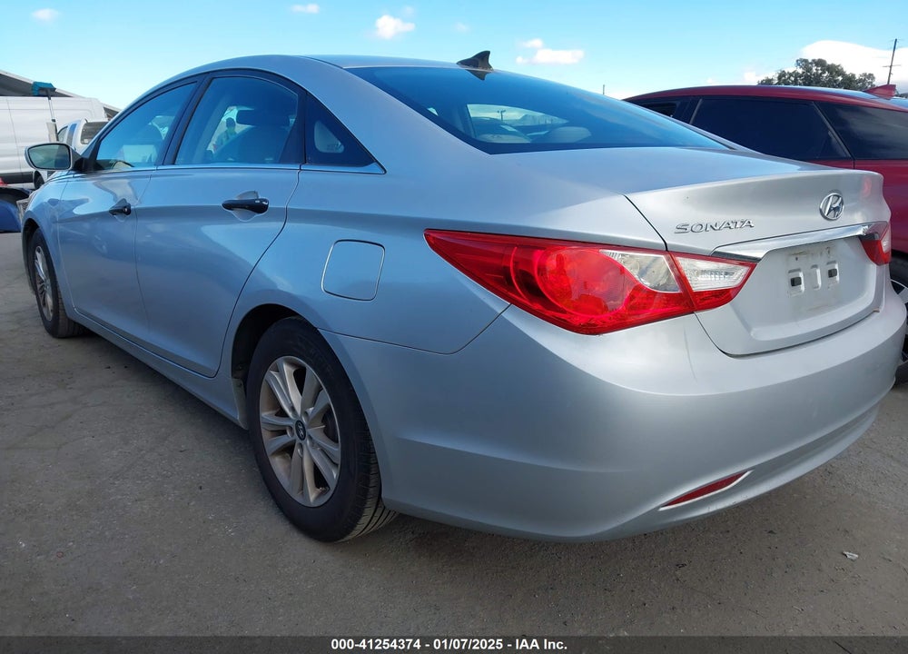 2013 HYUNDAI SONATA GLS VIN: 5NPEB4AC6DH648869