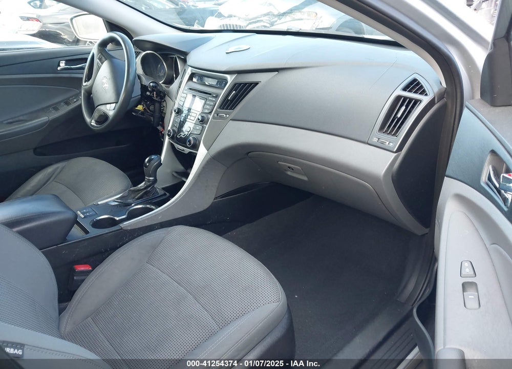 2013 HYUNDAI SONATA GLS VIN: 5NPEB4AC6DH648869