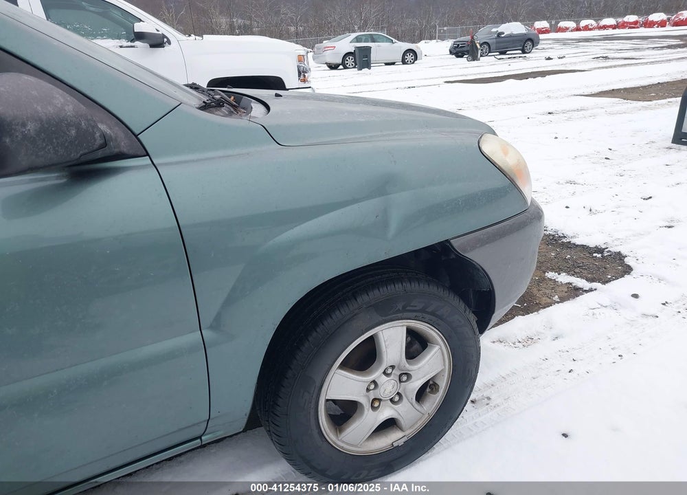 2008 KIA SPORTAGE LX VIN: KNDJF724887457542