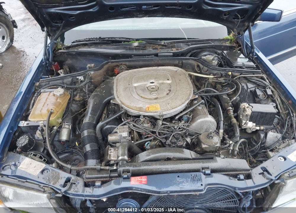 1985 MERCEDES-BENZ 500 SEC VIN: WDBCA44D6FA126492