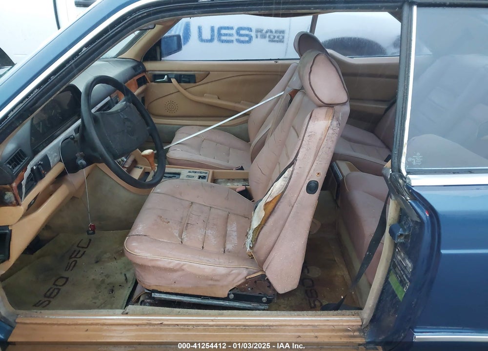 1985 MERCEDES-BENZ 500 SEC VIN: WDBCA44D6FA126492