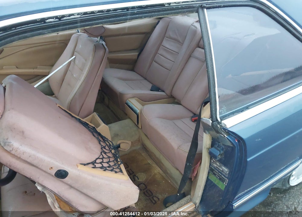 1985 MERCEDES-BENZ 500 SEC VIN: WDBCA44D6FA126492