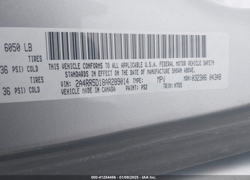2010 CHRYSLER TOWN & COUNTRY VIN: 2A4RR5D18AR289014