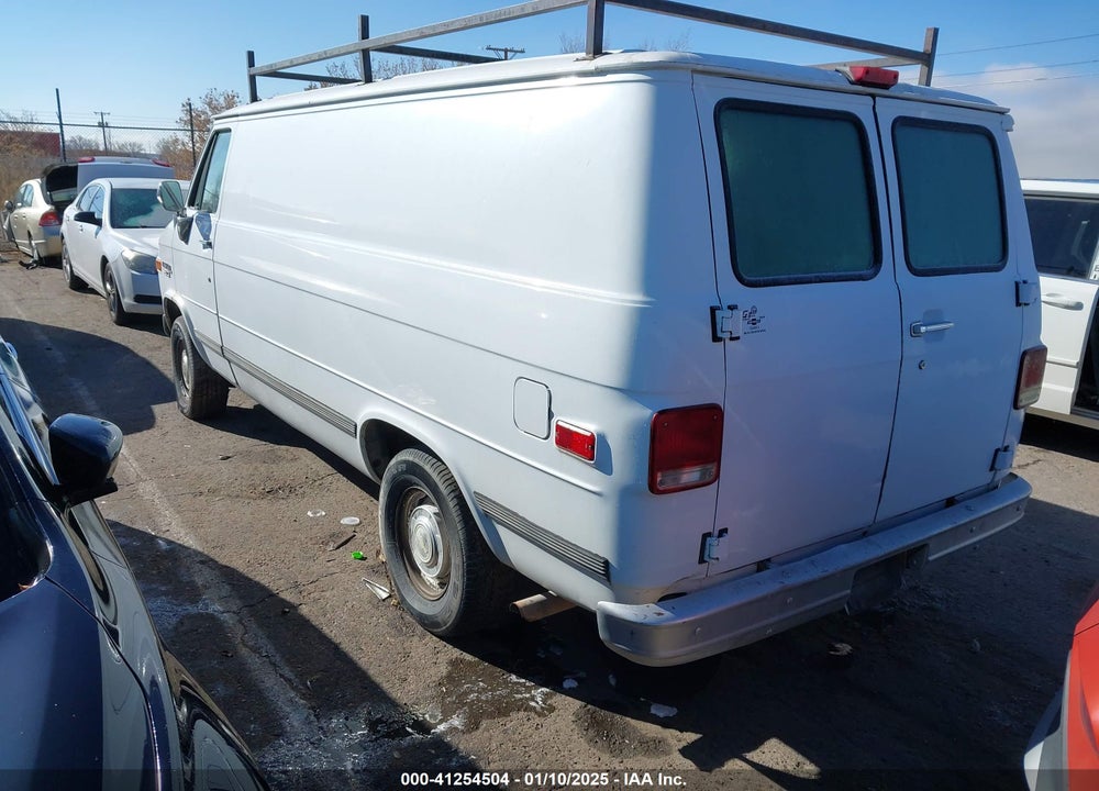 1994 CHEVROLET G20 VIN: 1GCEG25K3RF121803