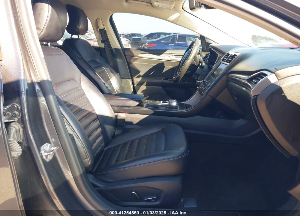 2019 FORD FUSION VIN: 3FA6P0CDXKR260550