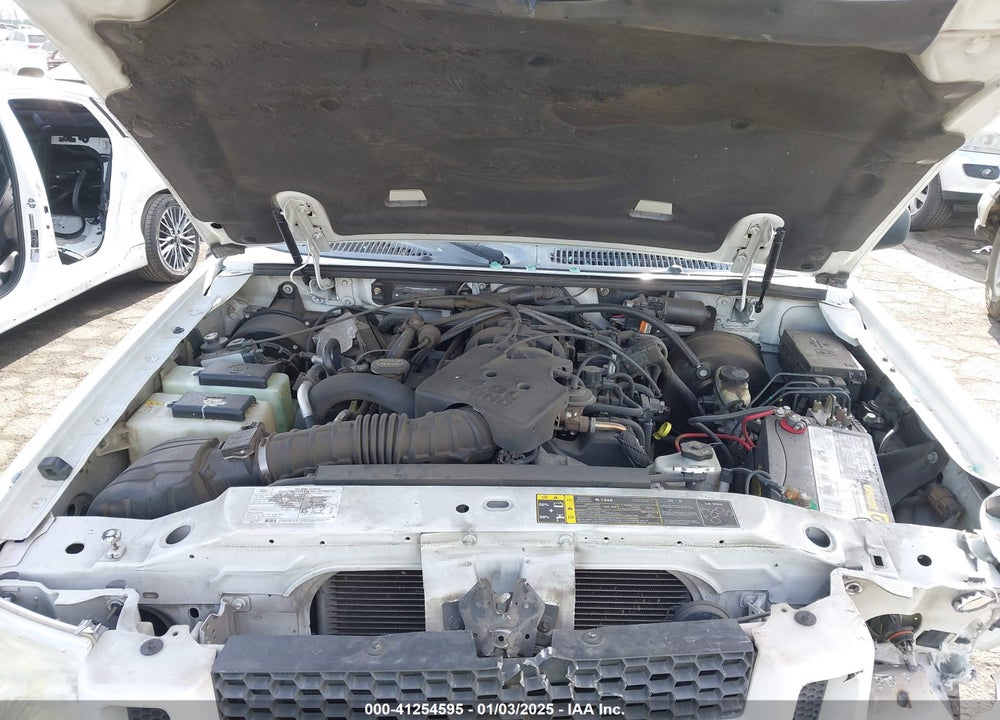 2005 FORD EXPLORER SPORT TRAC ADRENALIN/XLS/XLT VIN: 1FMZU67K85UA88815