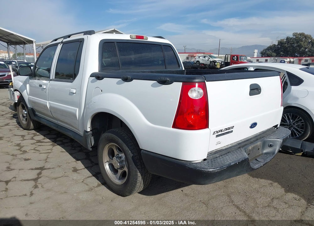 2005 FORD EXPLORER SPORT TRAC ADRENALIN/XLS/XLT VIN: 1FMZU67K85UA88815