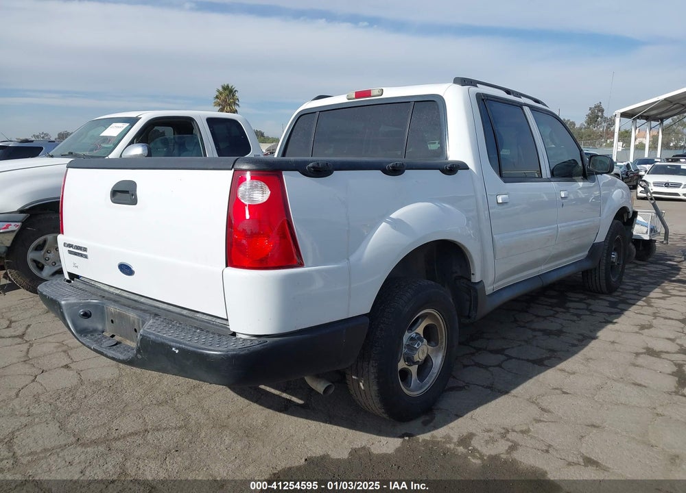 2005 FORD EXPLORER SPORT TRAC ADRENALIN/XLS/XLT VIN: 1FMZU67K85UA88815