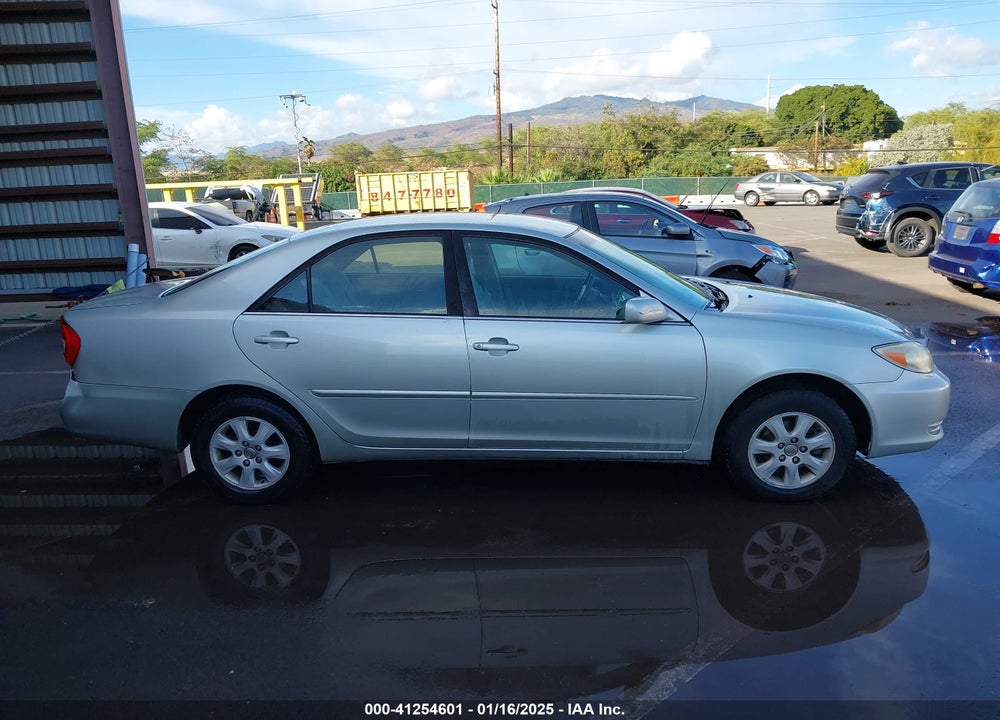 2004 TOYOTA CAMRY LE V6/XLE V6 VIN: JTDBF30K240155634