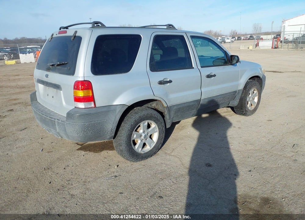 2005 FORD ESCAPE XLT VIN: 1FMYU03155DA02088