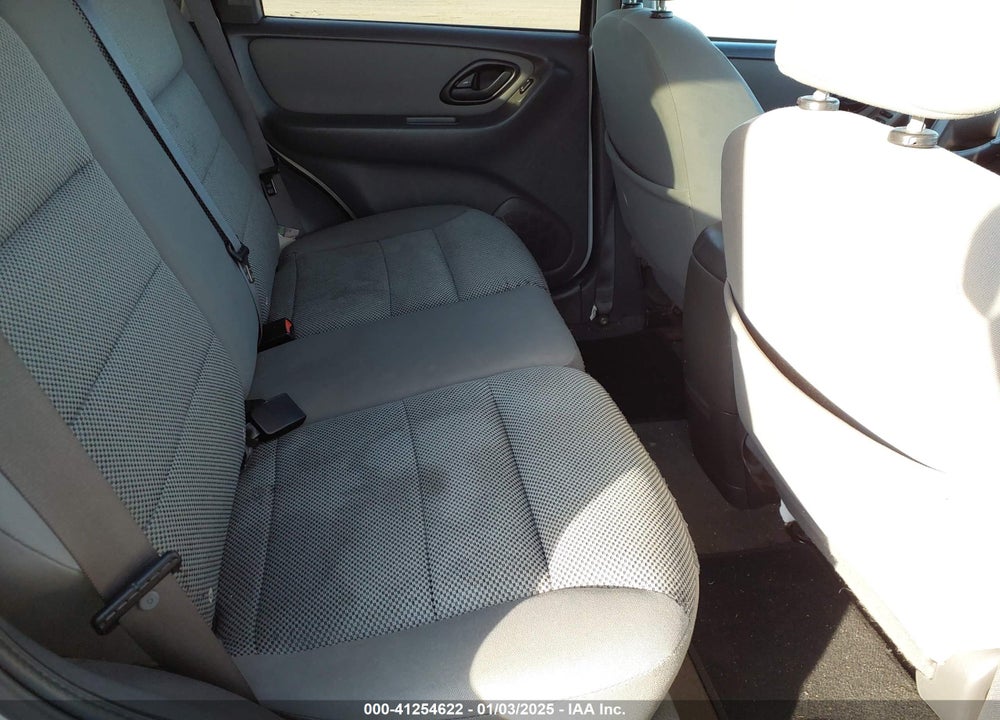 2005 FORD ESCAPE XLT VIN: 1FMYU03155DA02088