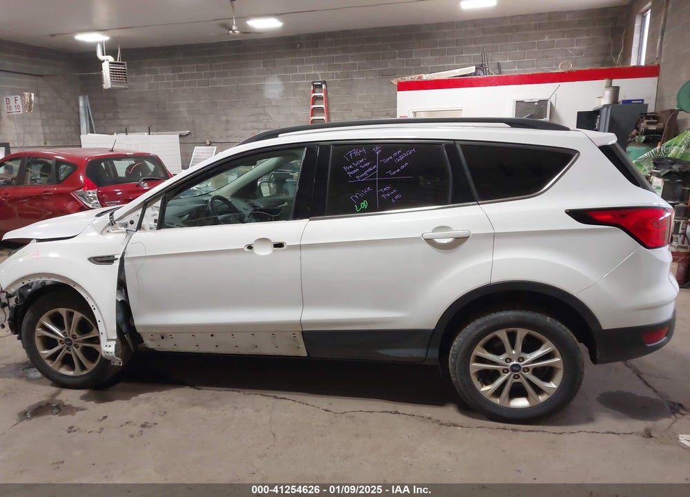 2019 FORD ESCAPE SEL VIN: 1FMCU9HD1KUA93518