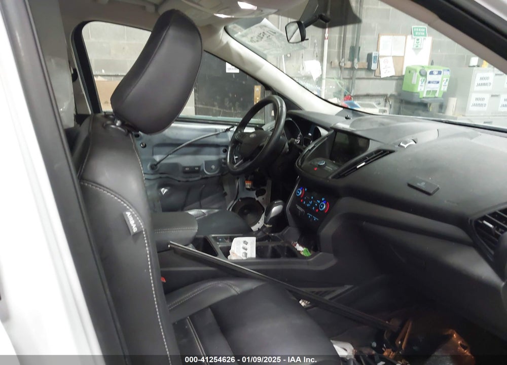2019 FORD ESCAPE SEL VIN: 1FMCU9HD1KUA93518