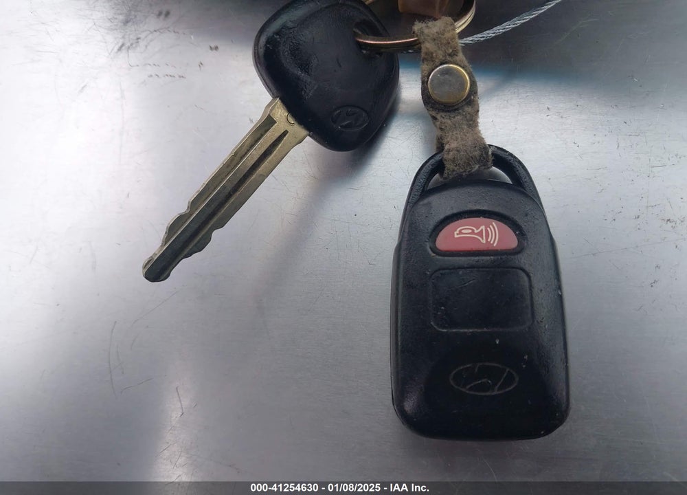 2011 HYUNDAI ELANTRA LIMITED (ULSAN PLANT) VIN: KMHDH4AE3BU110365
